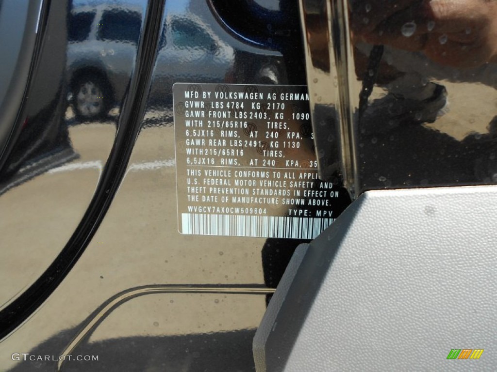 2012 Tiguan S - Deep Black Metallic / Black photo #23