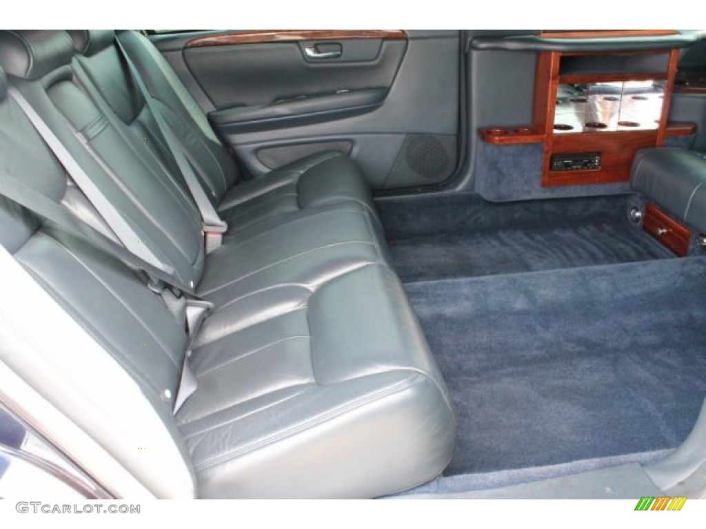 2006 Cadillac DTS Limousine Interior Color Photos