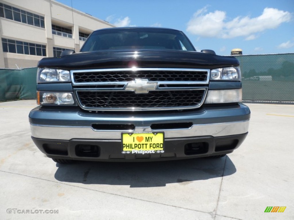 2006 Silverado 1500 LS Crew Cab - Blue Granite Metallic / Dark Charcoal photo #9