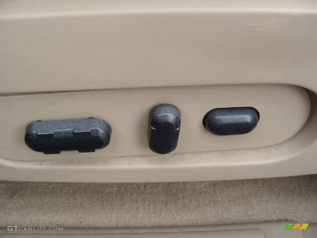 2007 Explorer Eddie Bauer 4x4 - Carbon Metallic / Camel photo #13