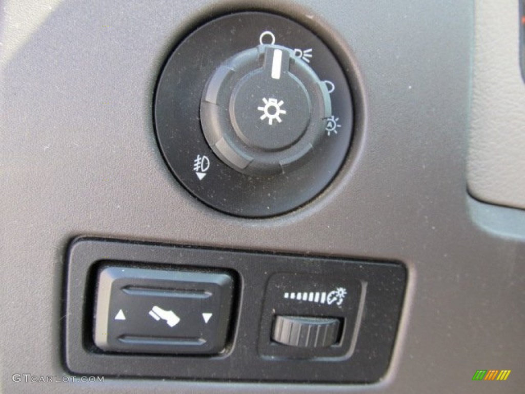 2010 F150 XLT SuperCrew 4x4 - Dark Blue Pearl Metallic / Medium Stone photo #16