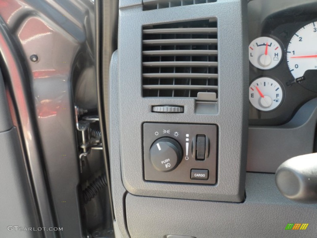 2008 Dodge Ram 1500 Lone Star Edition Quad Cab Controls Photo #53052218