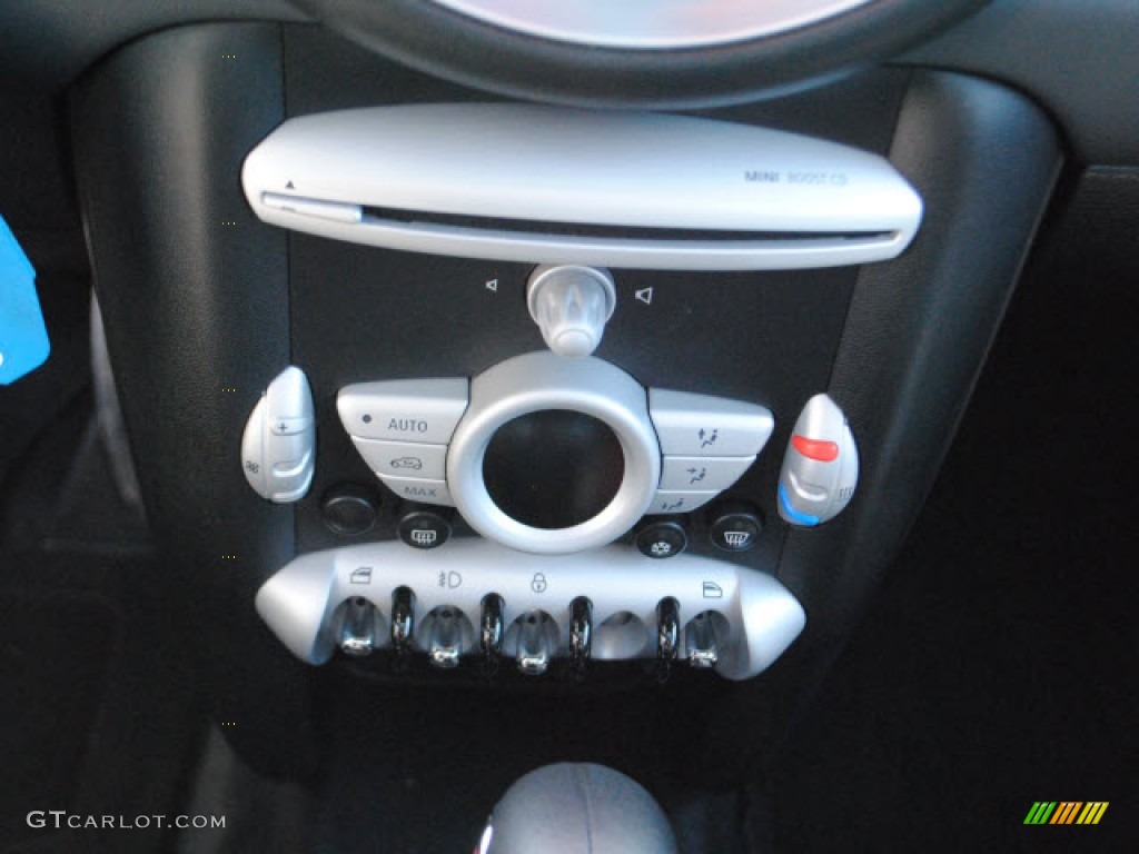 2010 Cooper S Hardtop - Pepper White / Grey/Carbon Black photo #24