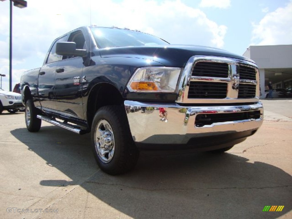 2011 Ram 2500 HD ST Crew Cab 4x4 - Hunter Green Pearl / Dark Slate/Medium Graystone photo #1