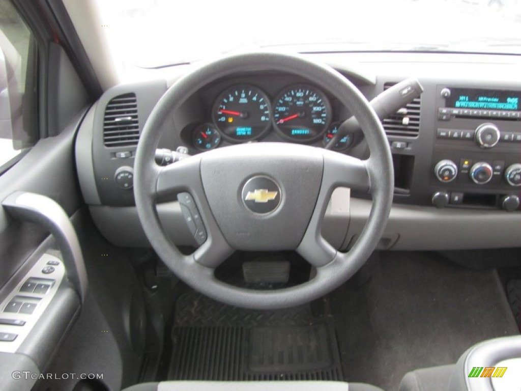 2009 Silverado 1500 LS Crew Cab - Victory Red / Dark Titanium photo #15