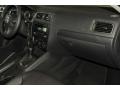 Black - Jetta SE Sedan Photo No. 24