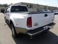 Oxford White - F350 Super Duty Lariat Crew Cab Dually Photo No. 17