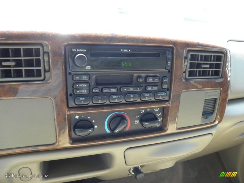 2004 Ford F350 Super Duty Lariat Crew Cab Dually Audio System Photo #53058353