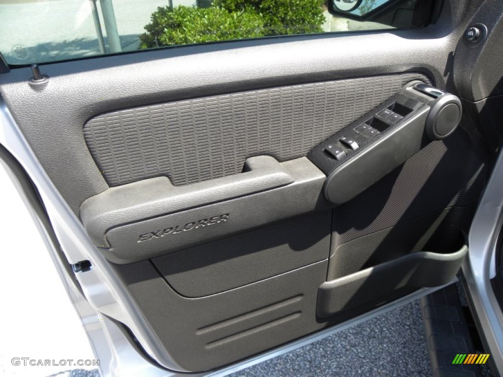 2010 Ford Explorer Sport Trac XLT Charcoal Black Door Panel Photo #53058431