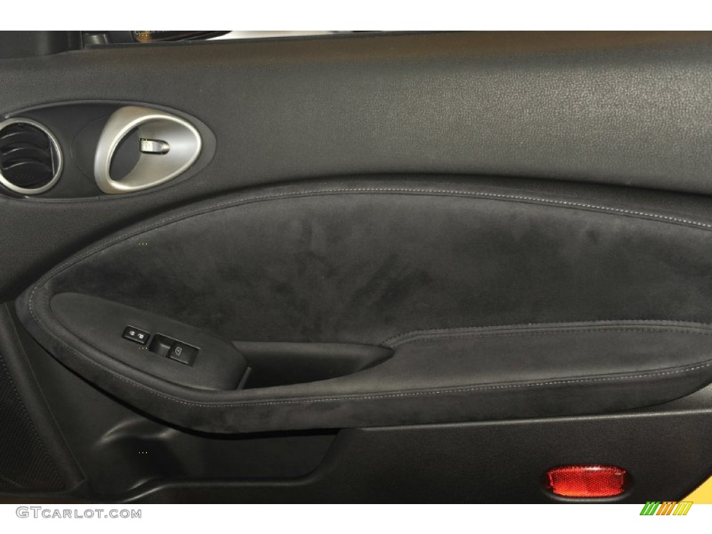 2009 370Z Coupe - Chicane Yellow / Black Leather photo #29