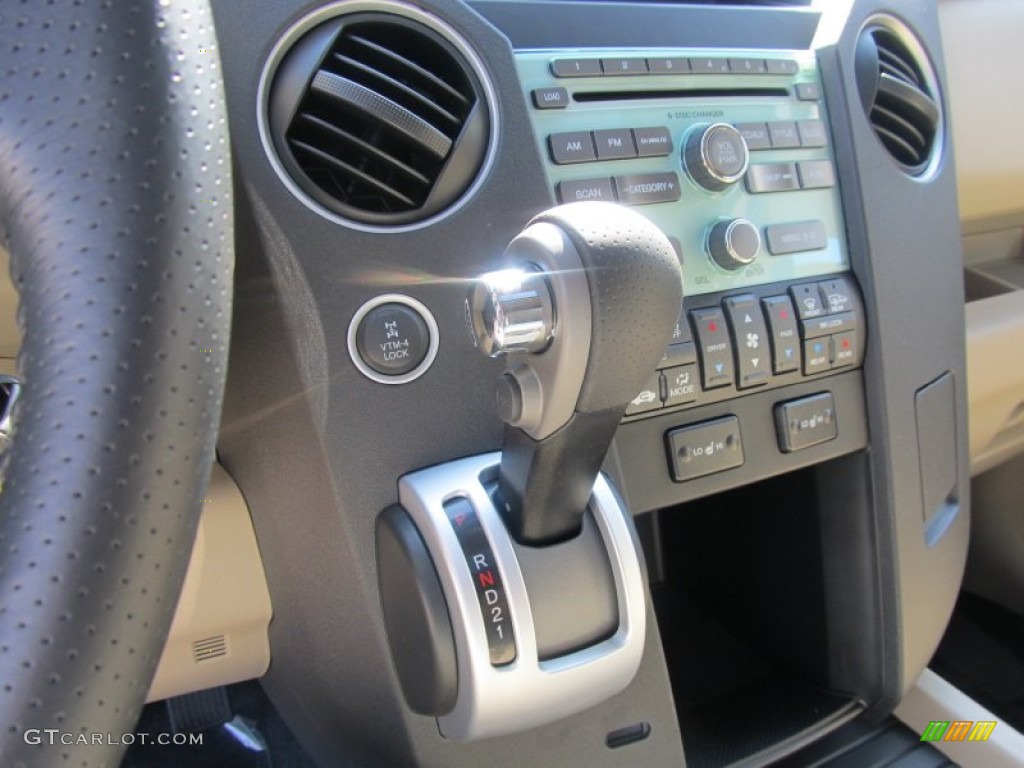 2011 Honda Pilot EX-L 4WD Controls Photo #53067055