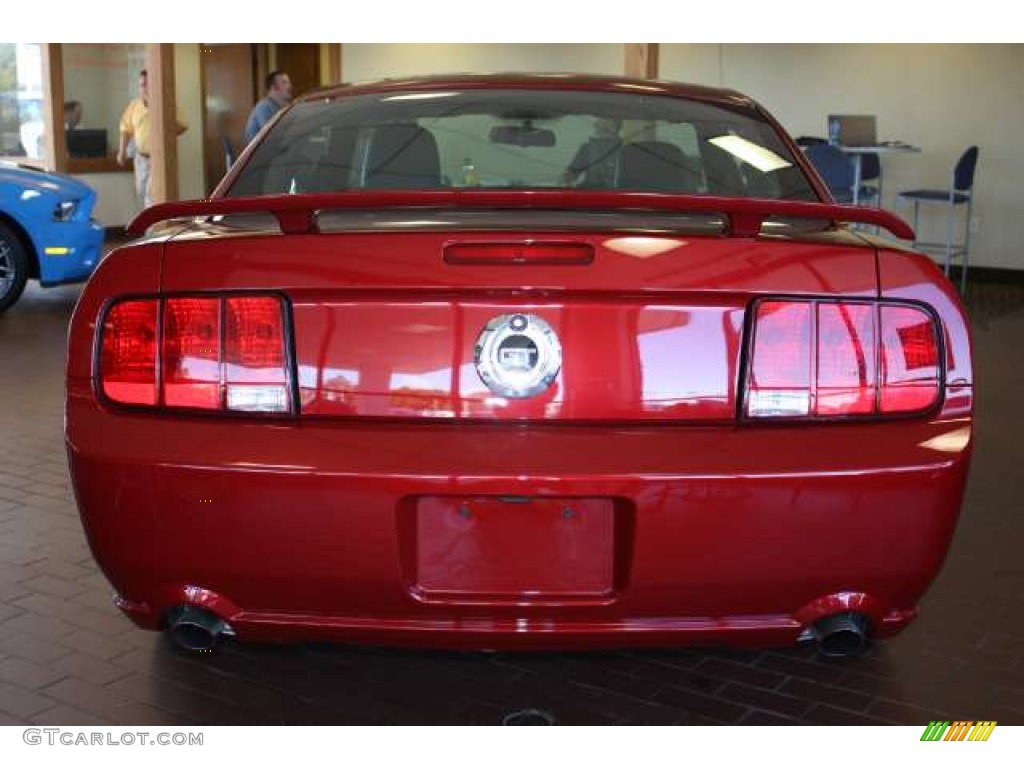 2008 Mustang GT Premium Coupe - Dark Candy Apple Red / Dark Charcoal photo #6