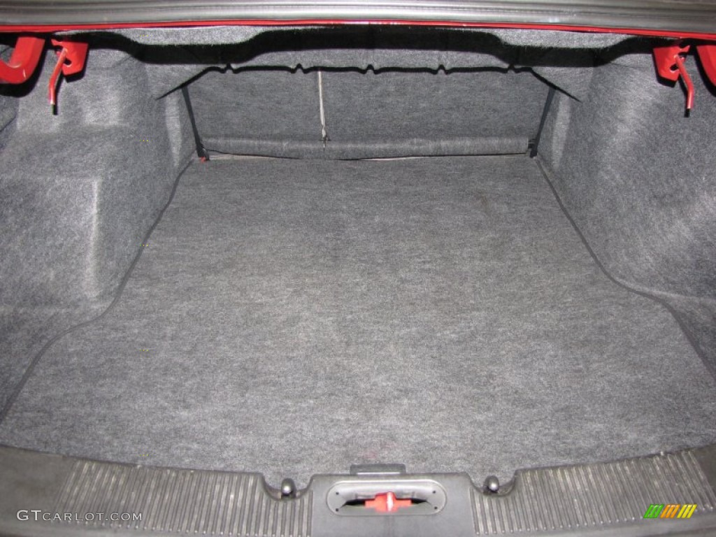 2001 Ford Taurus SES Trunk Photo #53068969