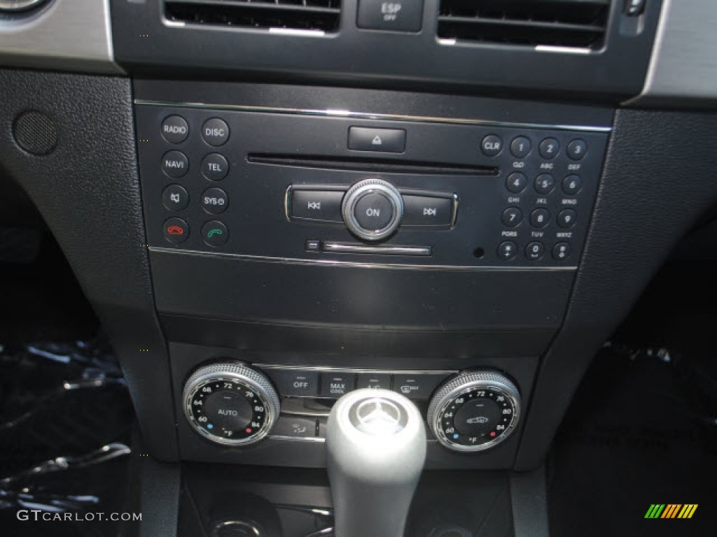 2010 GLK 350 4Matic - Barolo Red Metallic / Black photo #24