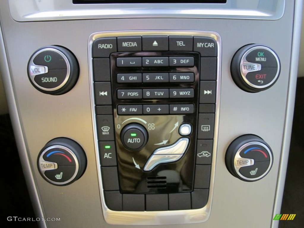 2012 Volvo XC60 3.2 Controls Photo #53070127