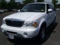 Oxford White 2000 Lincoln Navigator 4x4