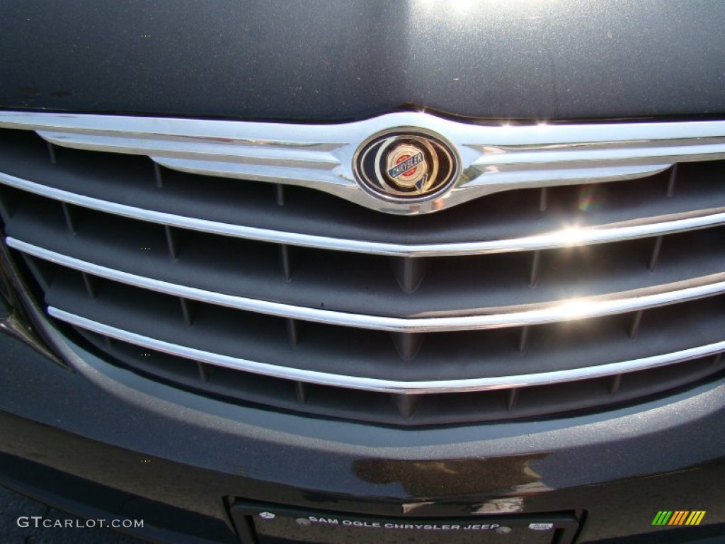 2007 Sebring Sedan - Brilliant Black Crystal Pearl / Dark Slate Gray/Light Slate Gray photo #34
