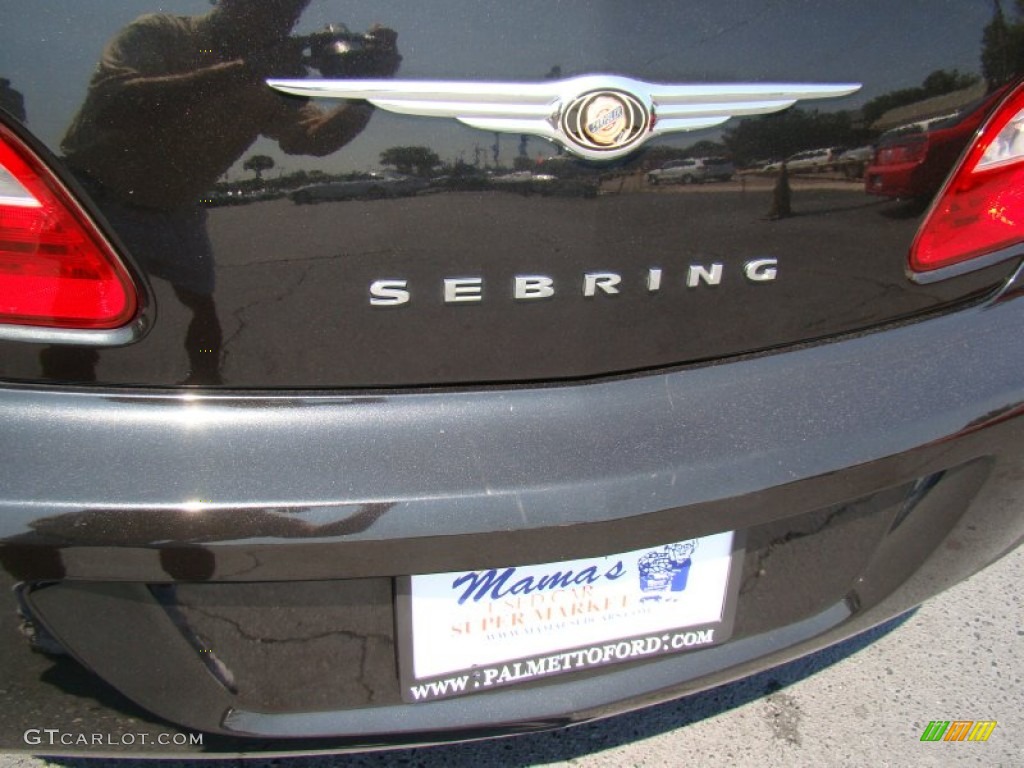 2007 Sebring Sedan - Brilliant Black Crystal Pearl / Dark Slate Gray/Light Slate Gray photo #35