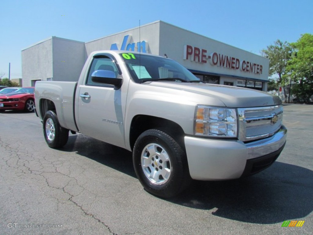 2007 Silverado 1500 Regular Cab - Silver Birch Metallic / Dark Charcoal photo #1