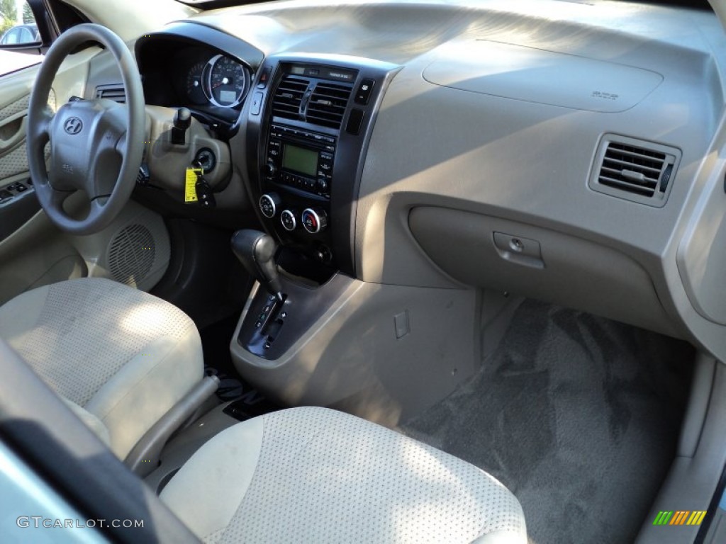 2009 Hyundai Tucson GLS Beige Dashboard Photo #53074537