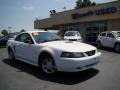 2001 Oxford White Ford Mustang V6 Coupe  photo #26