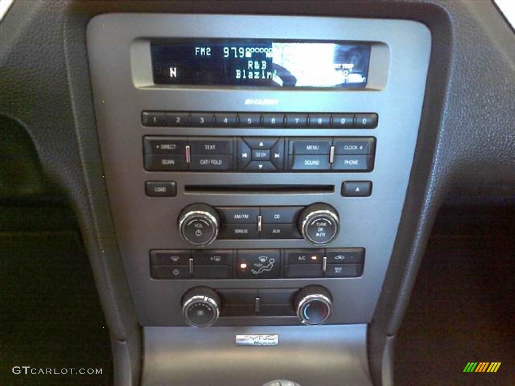 2010 Ford Mustang GT Premium Coupe Audio System Photo #53076934