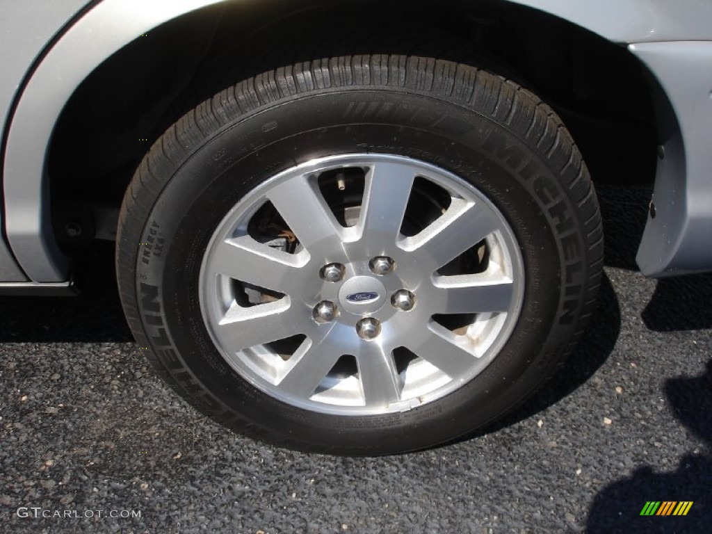 2007 Ford Crown Victoria LX Wheel Photo #53076940