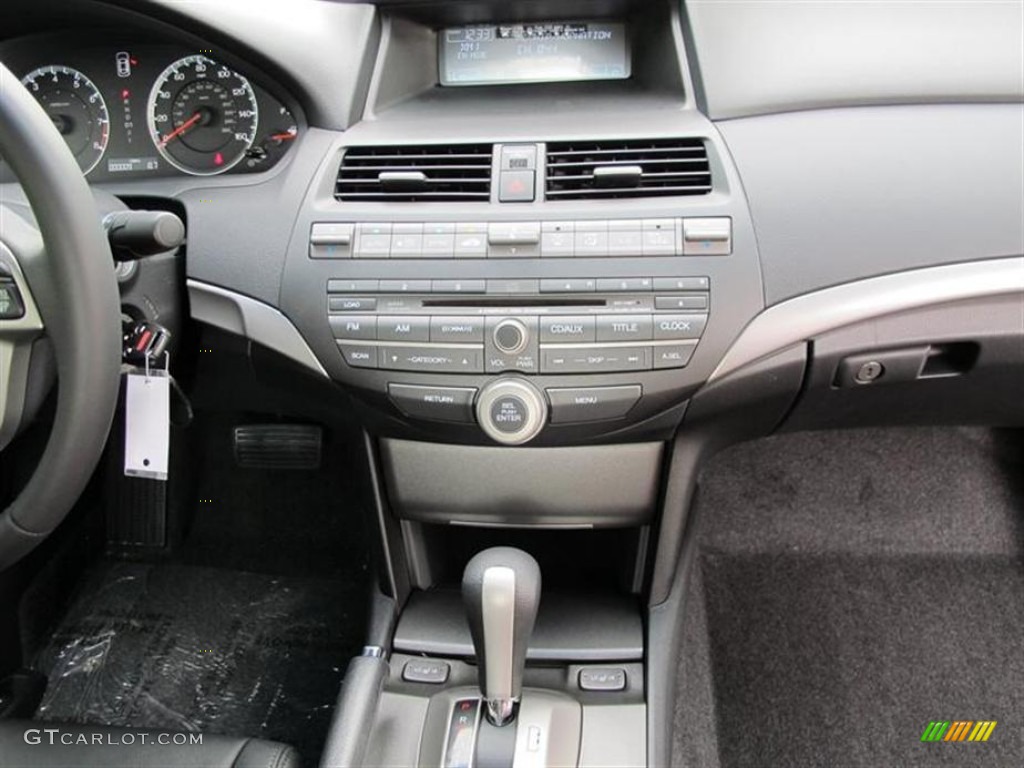 2011 Honda Accord EX-L Coupe Controls Photo #53077855
