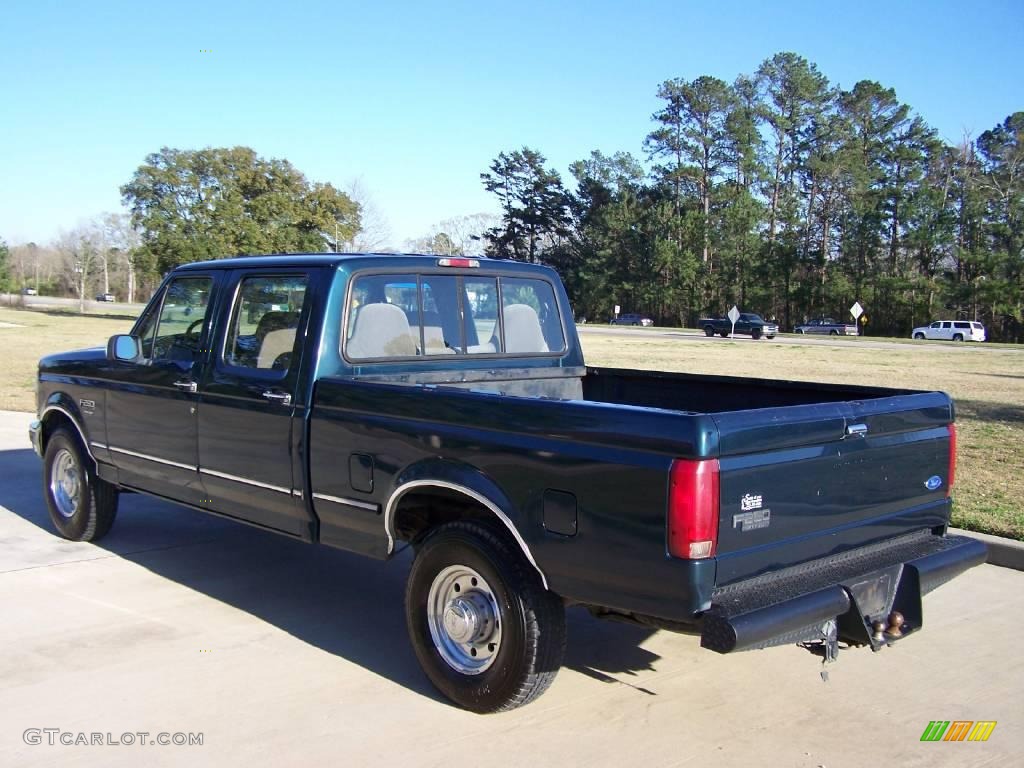 1997 F250 XL Crew Cab - Vermont Green Metallic / Medium Graphite photo #5