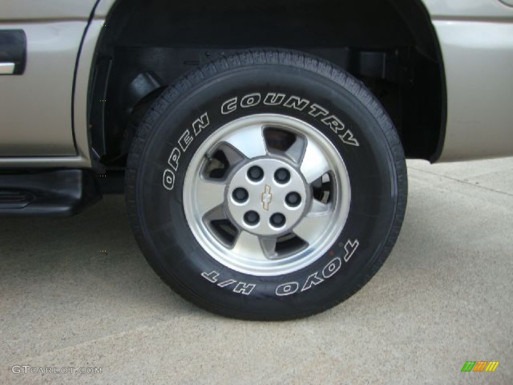 2001 Chevrolet Tahoe LS Wheel Photos