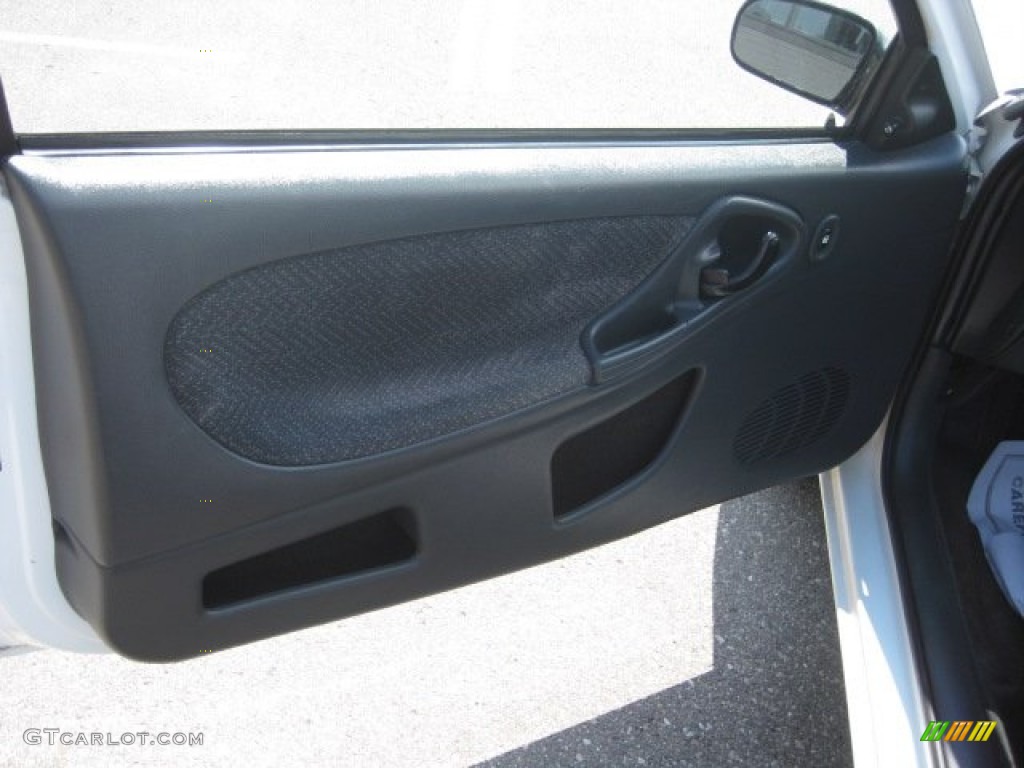 2004 Chevrolet Cavalier LS Coupe Graphite Door Panel Photo #53082559