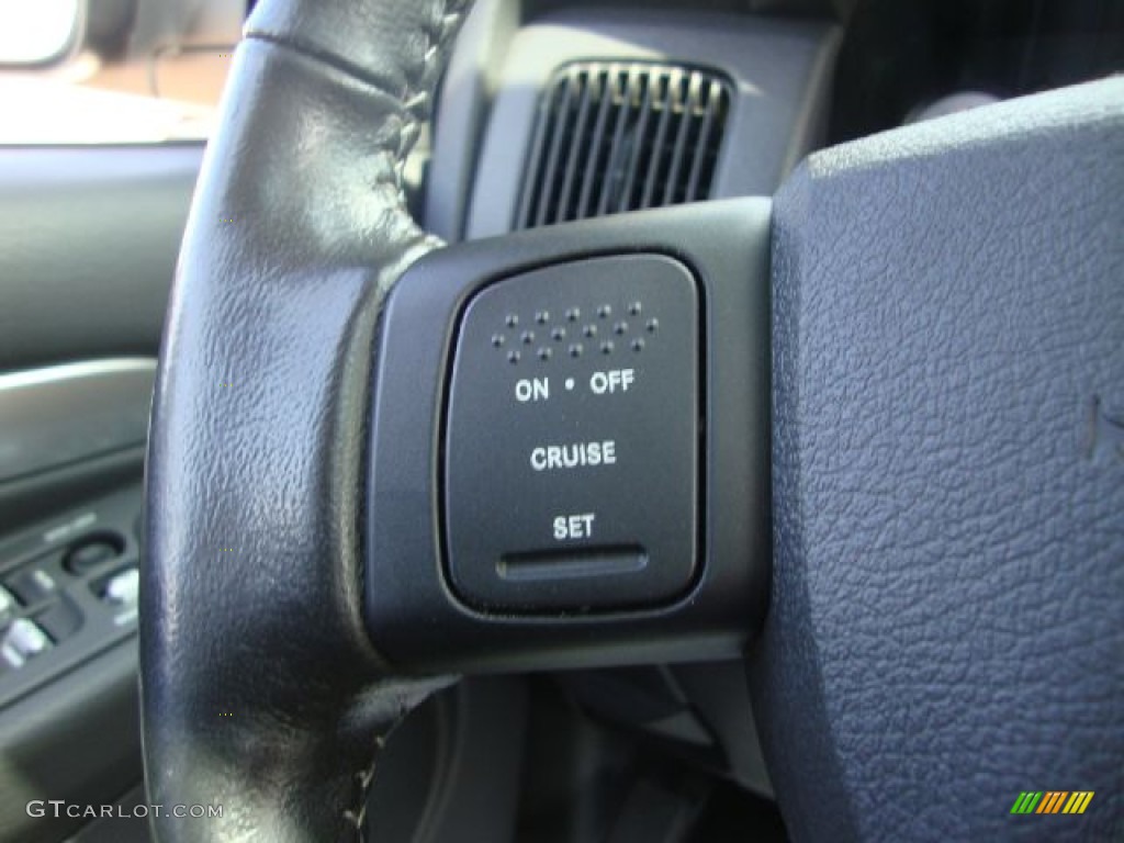2005 Dodge Ram 1500 SRT-10 Quad Cab Controls Photo #53082589