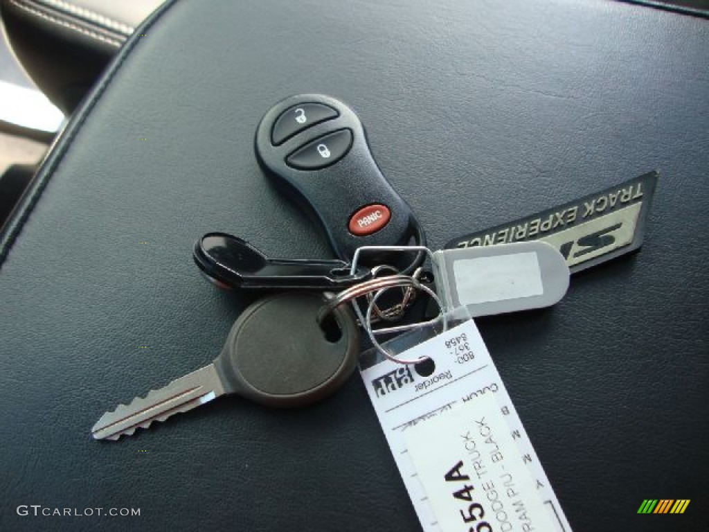2005 Dodge Ram 1500 SRT-10 Quad Cab Keys Photo #53082856