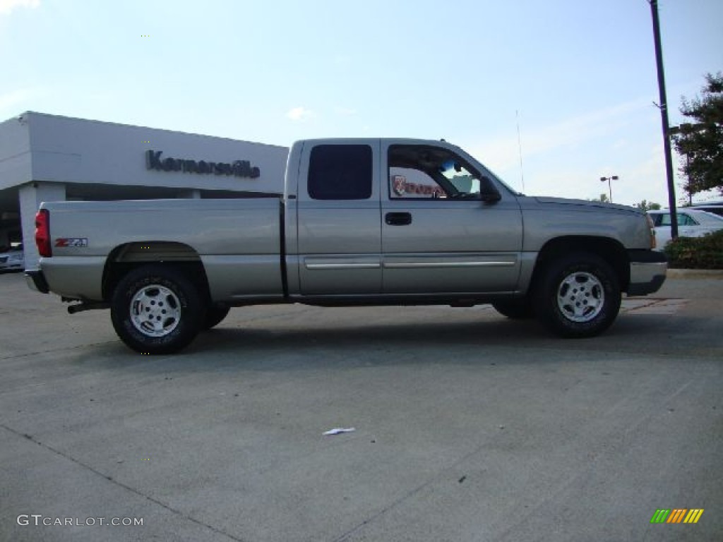 2003 Silverado 1500 LT Extended Cab 4x4 - Light Pewter Metallic / Medium Gray photo #2