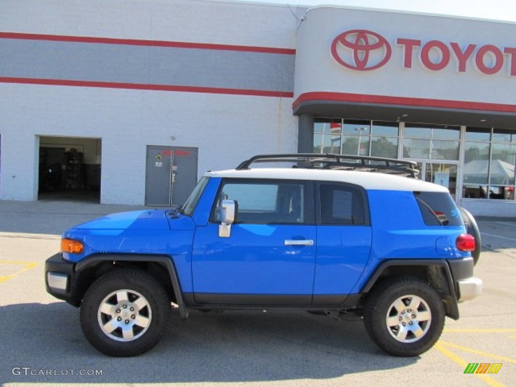 2007 FJ Cruiser 4WD - Voodoo Blue / Dark Charcoal photo #2