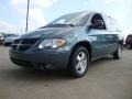 Magnesium Pearl - Grand Caravan SXT Photo No. 7