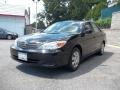 Black - Camry LE Photo No. 4