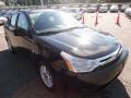 Black - Focus SE Sedan Photo No. 6