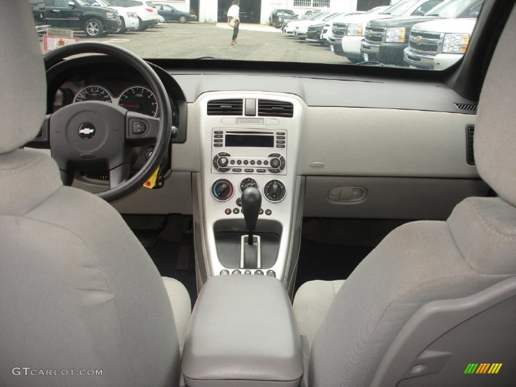 2005 Equinox LS AWD - Galaxy Silver Metallic / Light Gray photo #12