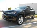 Black - Touareg TDI Lux 4XMotion Photo No. 3