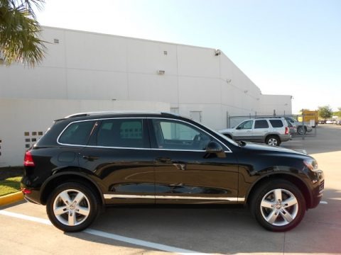 2011 Volkswagen Touareg TDI Lux 4XMotion Data, Info and Specs