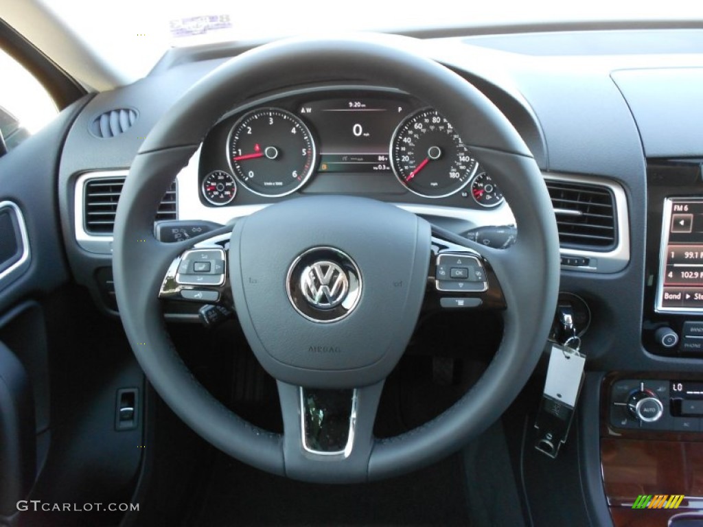 2011 Volkswagen Touareg TDI Lux 4XMotion Black Anthracite Steering Wheel Photo #53089859