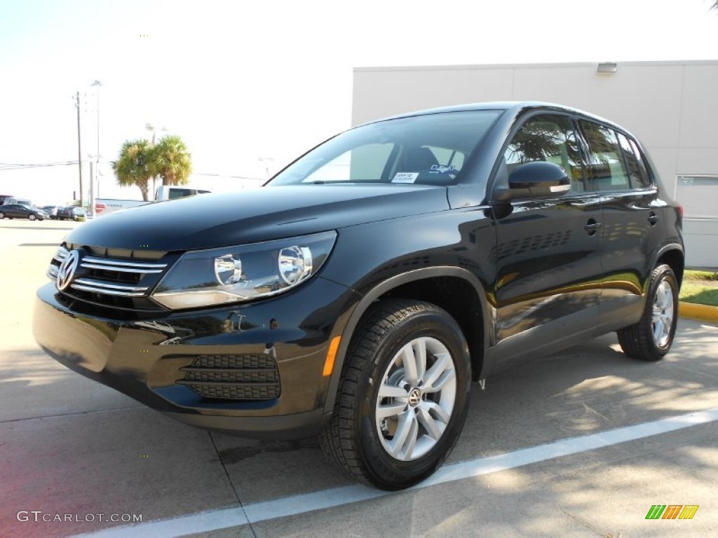 2012 Tiguan S - Deep Black Metallic / Black photo #3