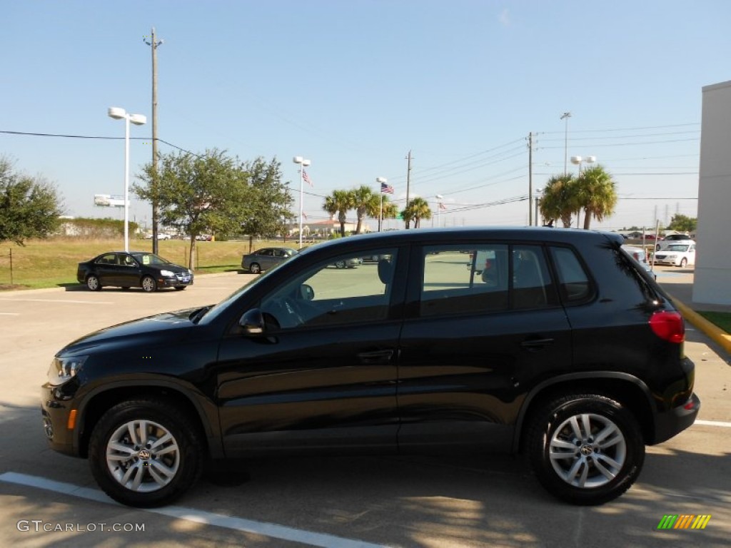 2012 Tiguan S - Deep Black Metallic / Black photo #4