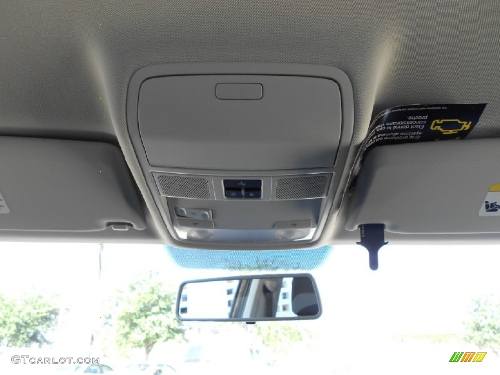 2012 Tiguan S - Deep Black Metallic / Black photo #19