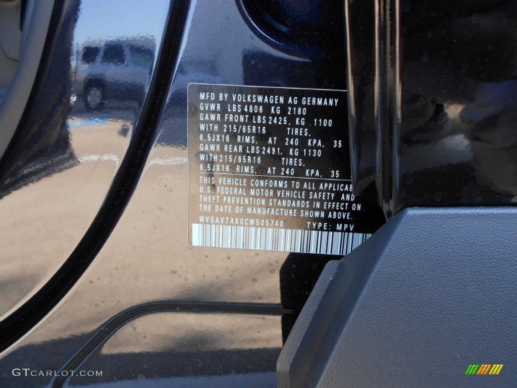 2012 Tiguan S - Deep Black Metallic / Black photo #23