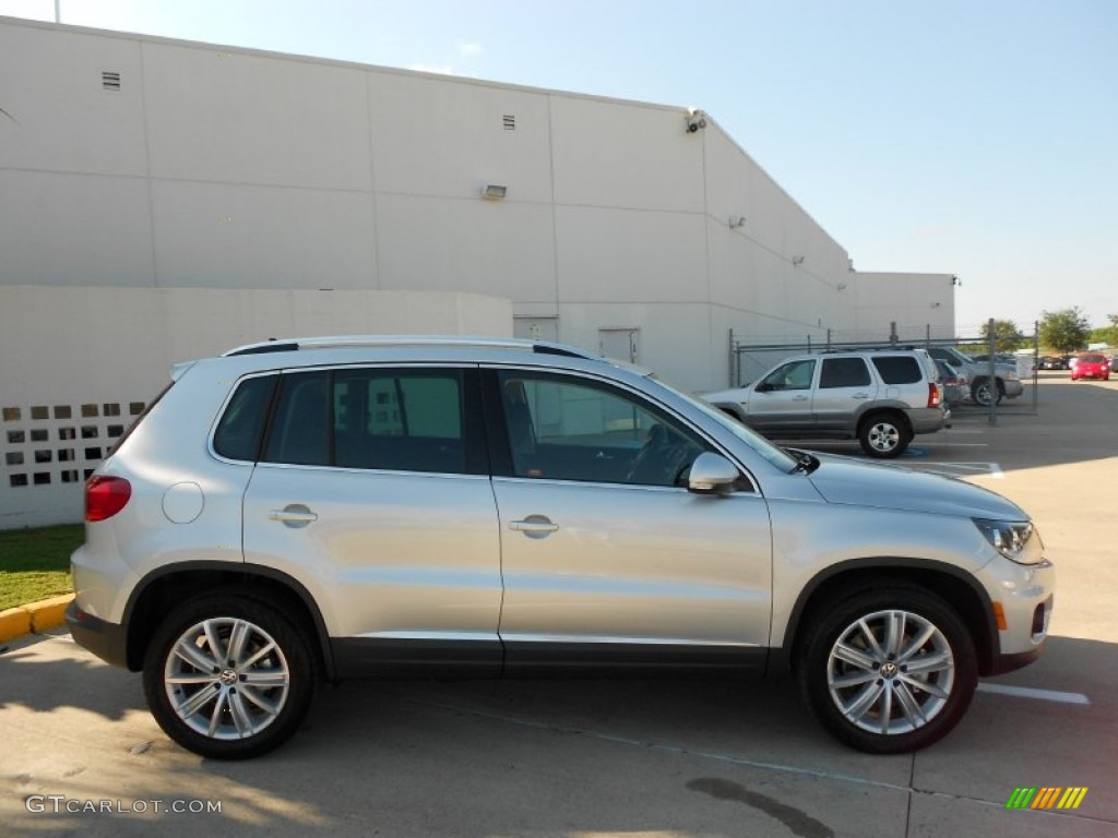 Reflex Silver Metallic 2012 Volkswagen Tiguan SE Exterior Photo #53091065