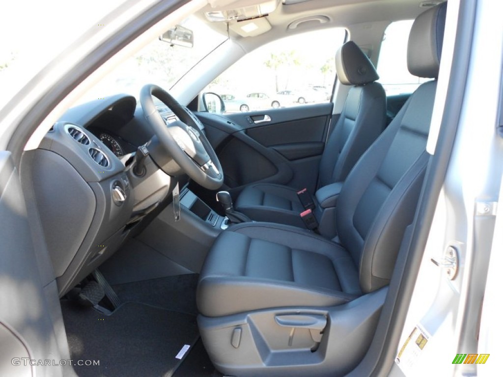 Black Interior 2012 Volkswagen Tiguan SE Photo #53091122