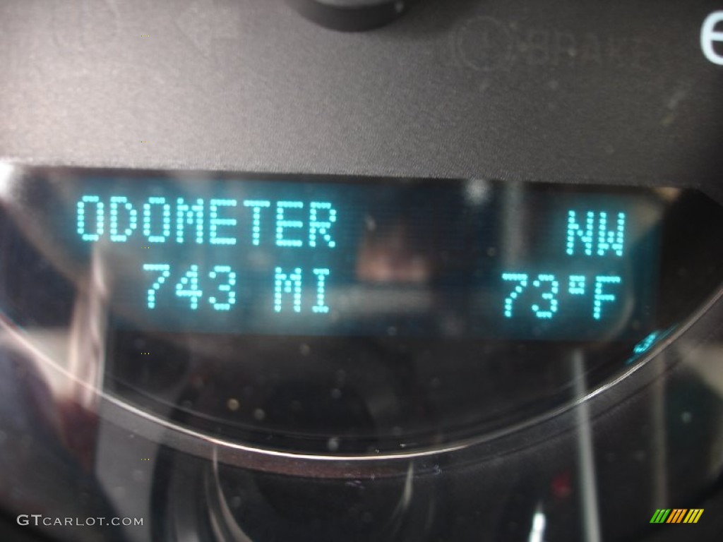 2011 Tahoe LT 4x4 - Black / Light Titanium/Dark Titanium photo #15