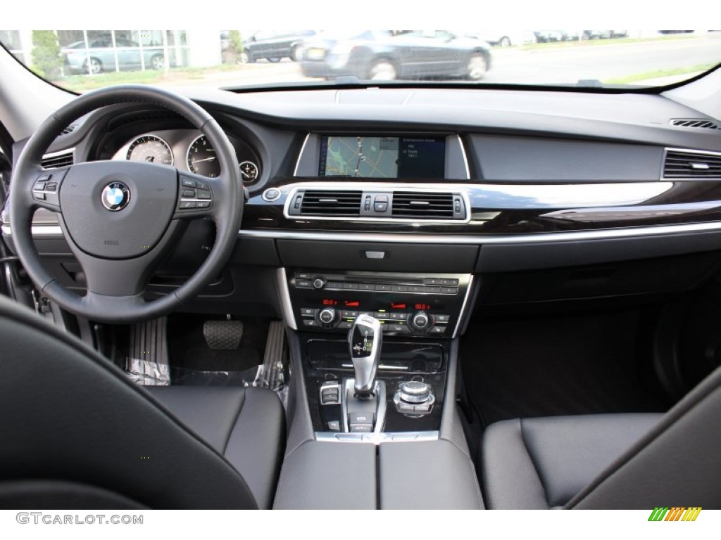 2011 BMW 5 Series 550i Gran Turismo Black Dashboard Photo #53095158